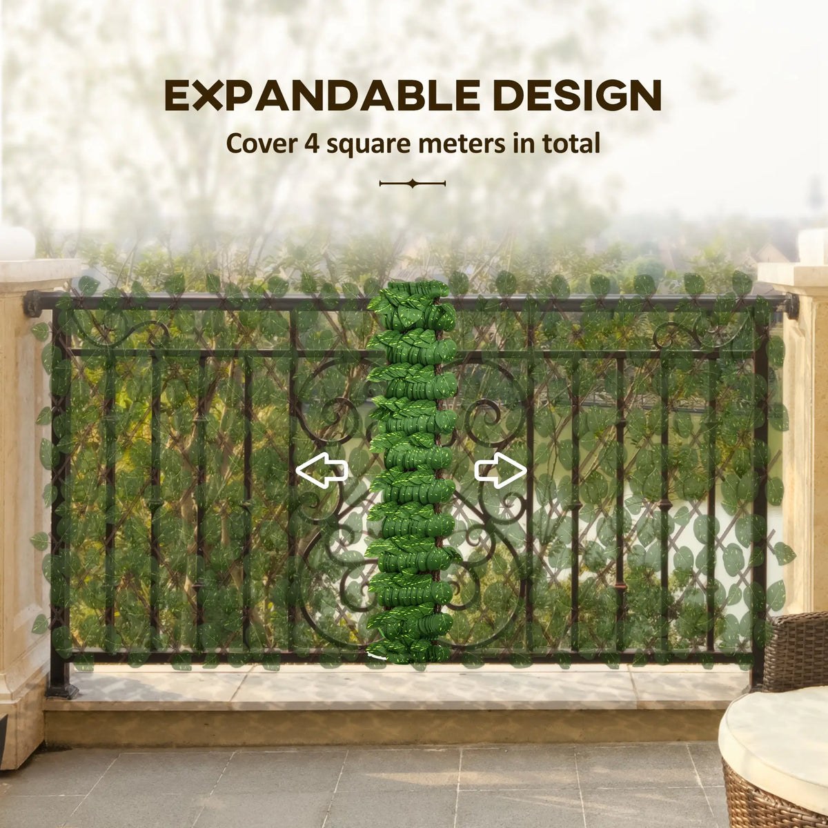 Outsunny Set of 2 Expandable Artificial Trellis Hedges  Realistic Leaf Privacy Screen, 2 x 1 m