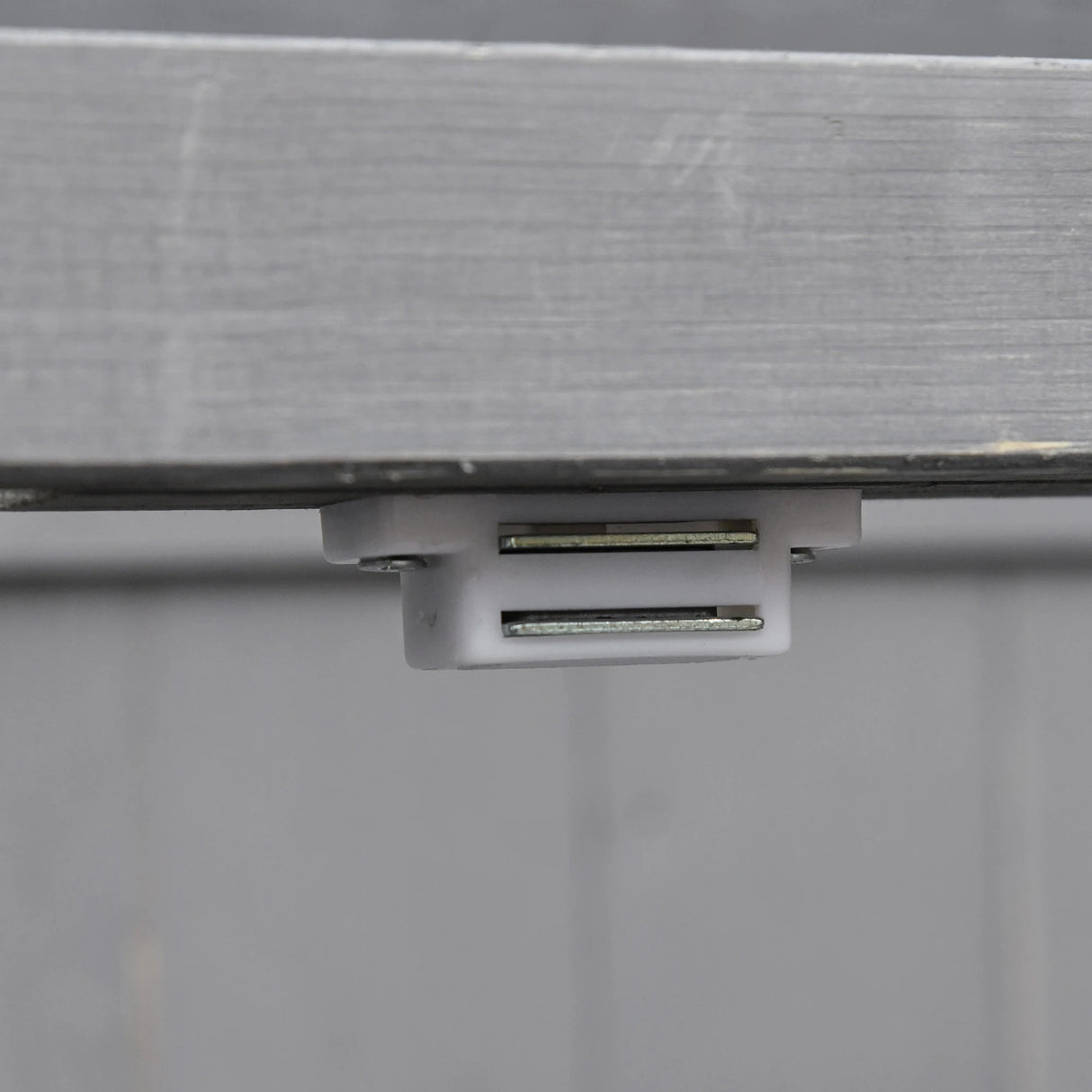 Outsunny Small Shed, Wooden Garden Shed with Openable Hinged Roof and Removable Shelf, Outdoor Tool Storage Cabinet Chest with Double Doors, 74 x 43 x 88 cm, Grey