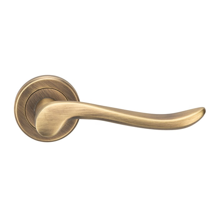 VERDUN LEVER ON SPRUNG SCREW-ON ROUND ROSE - ANTIQUE BRASS - PAIR